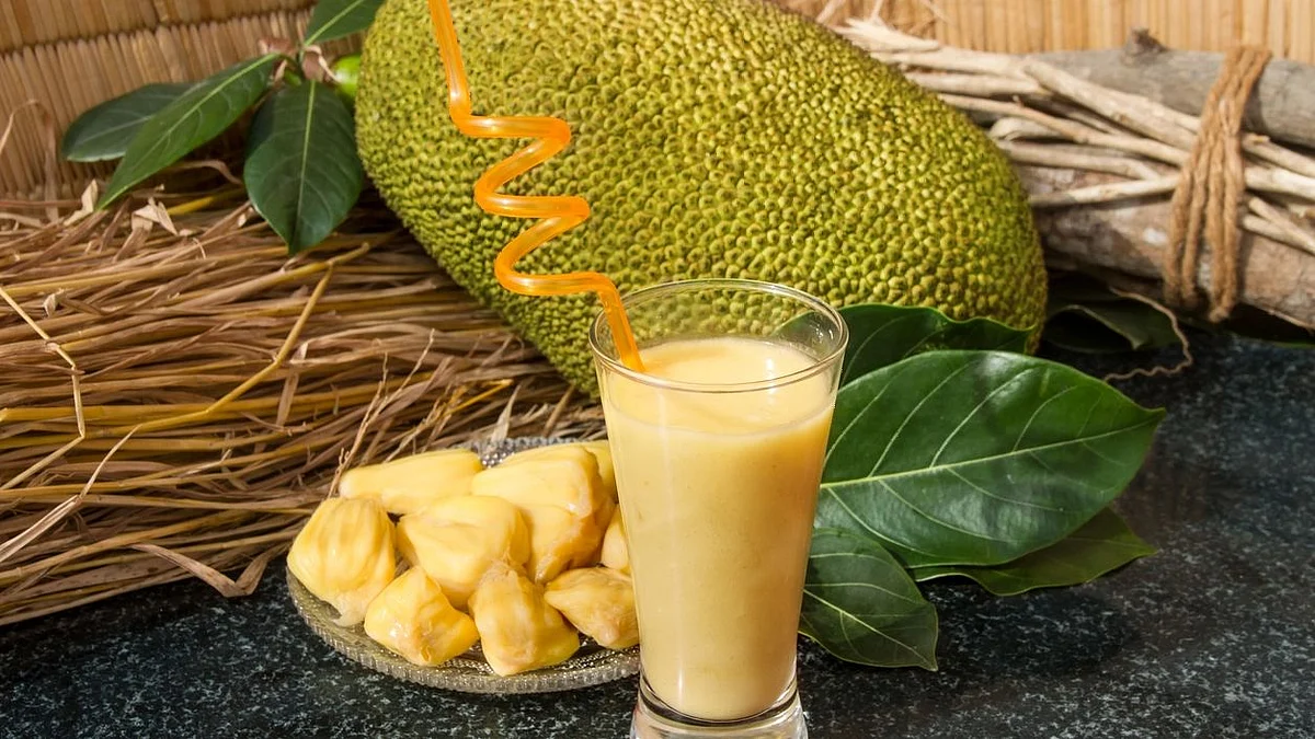 Jackfruit is a natural weight loss aiding food, if had the right way.