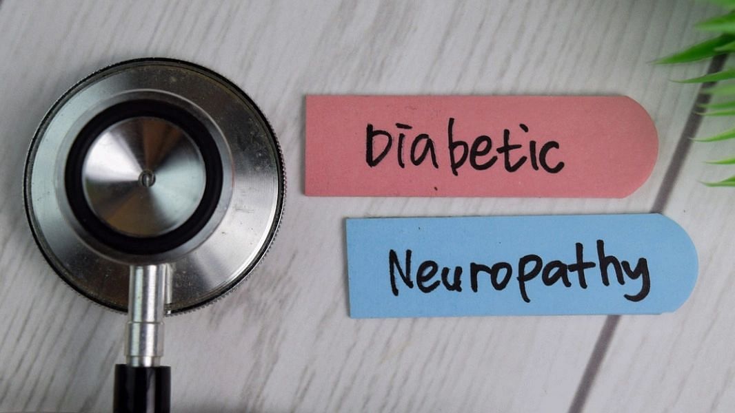 Diabetic Neuropathy: Causes, Symptoms,Types, Diagnosis, Treatment  