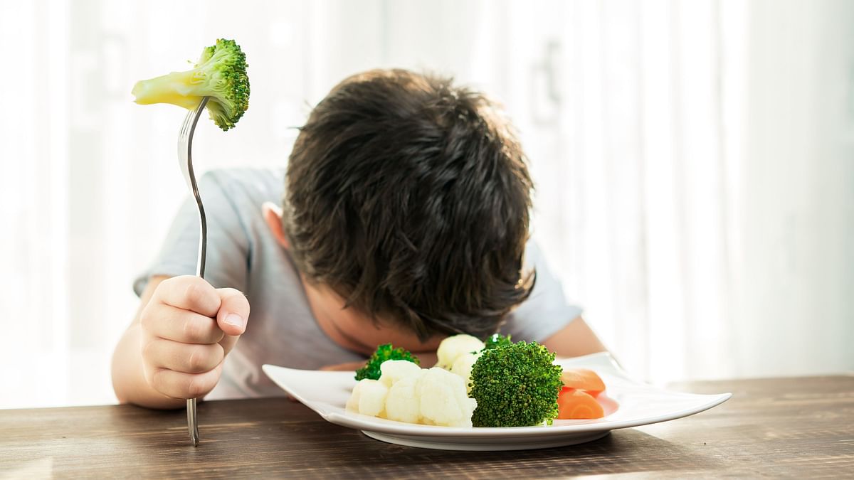 Kids Refusing to Eat Healthy? Start by Raising a Happy Eater