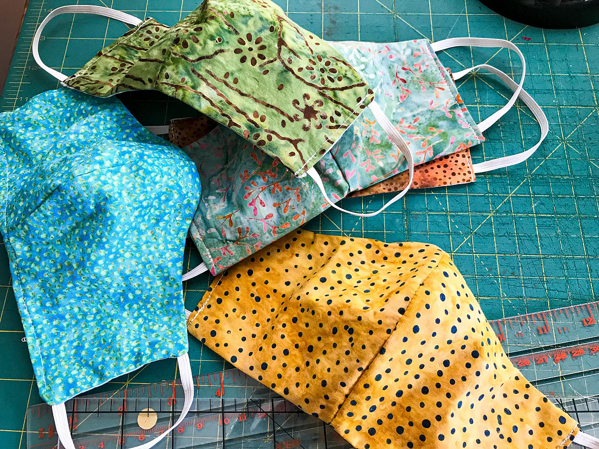 <div class="paragraphs"><p>Cloth Masks</p></div>