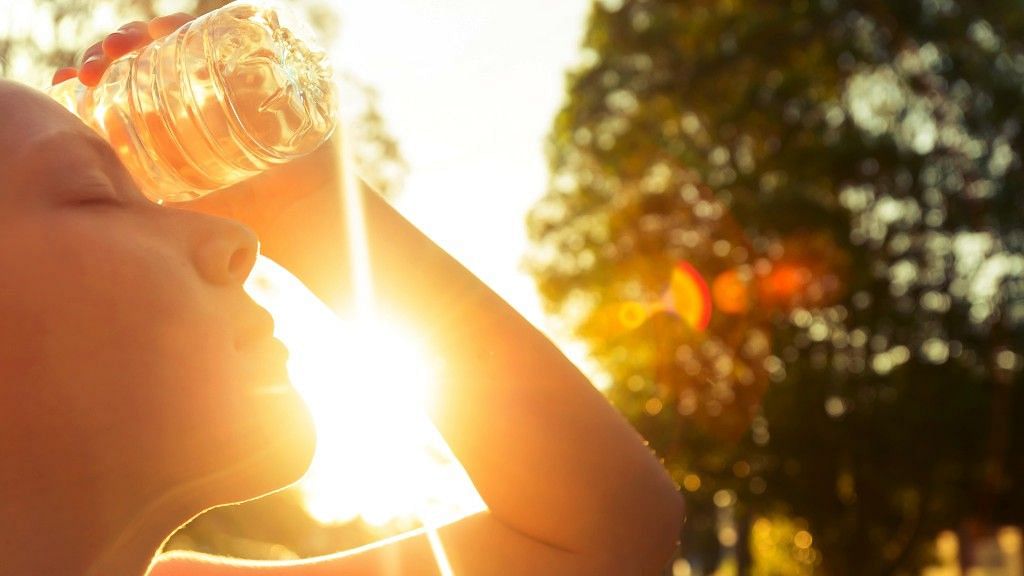 फिट Quiz: गर्मियों में कैसे रखें अपनी सेहत का ख्याल?
