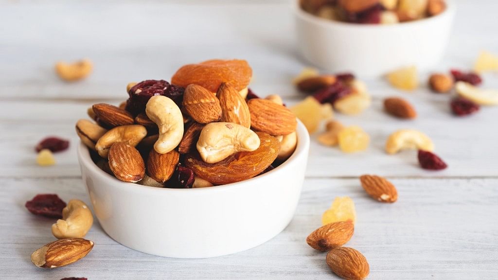 Health Benefits of Nuts, Seeds & Dry Fruits FitQuiz