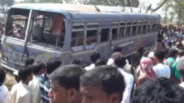 13 Dead, 50 Injured as Bus Overturns in Burdwan