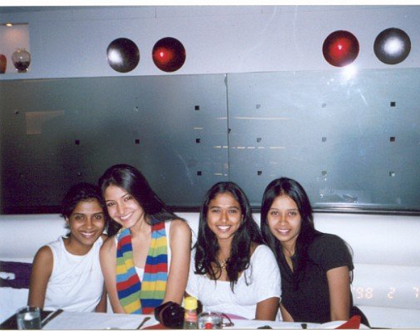 Unseen Photos of Birthday Girl Anushka Sharma!