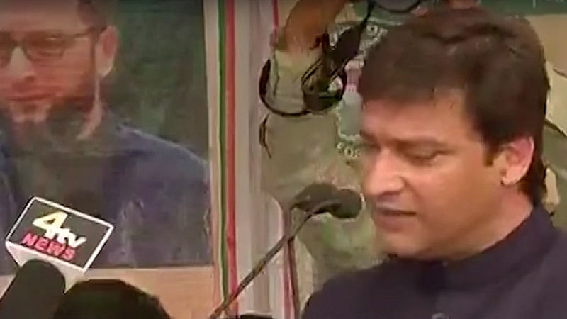 Arrest Warrant Against Akbaruddin Owaisi For Derogatory Remarks