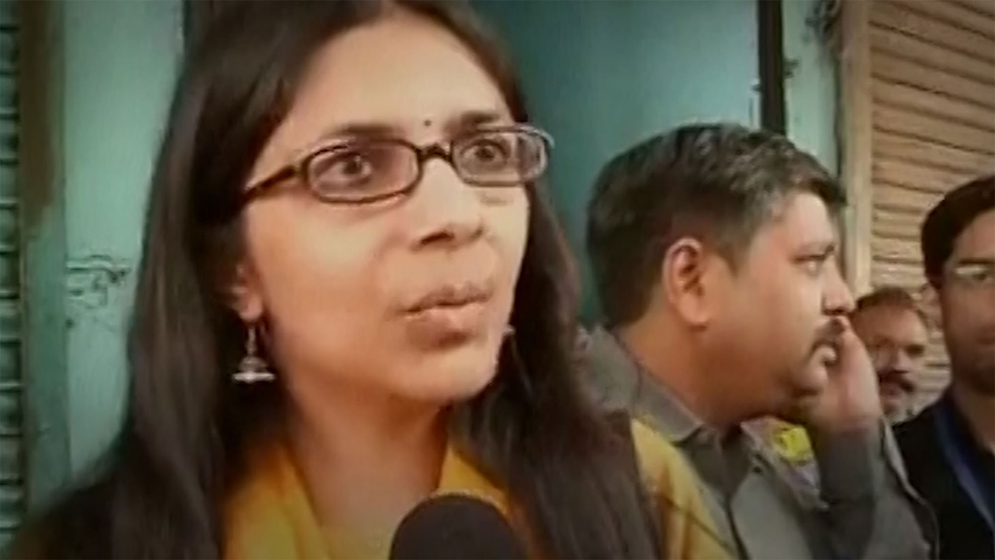 Us Envoy Interacts With Sex Workers On Gb Road With Dcw Chief 0841