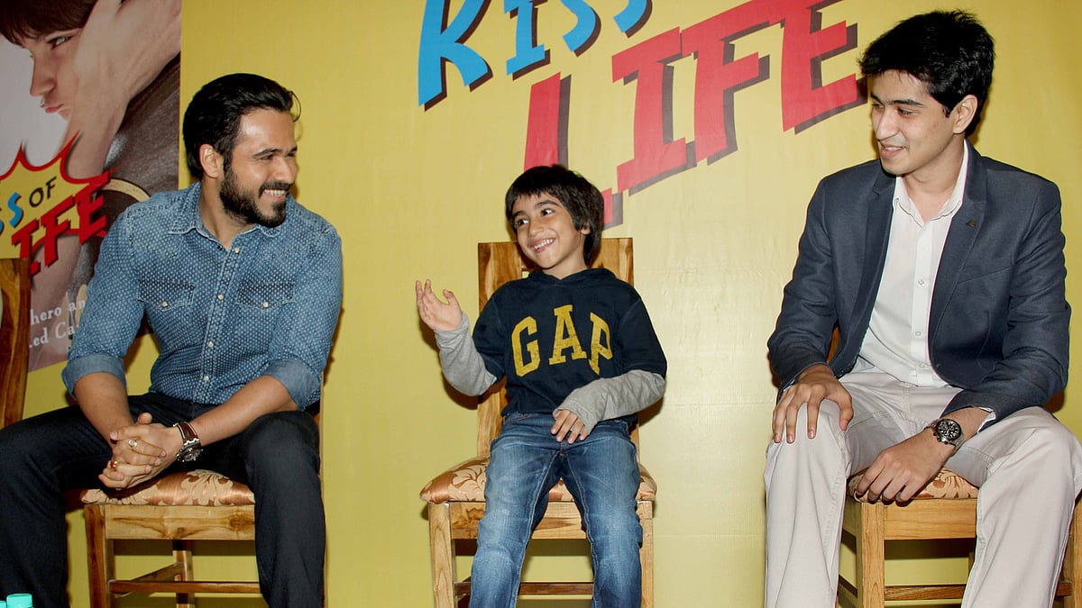 Download Emraan Hashmi And His Son Bring The Kiss Of Life Book To Mumbai HD Wallpaper Emraan Hashmi And His Son Bring The Kiss Of Life Book To Mumbai For Free