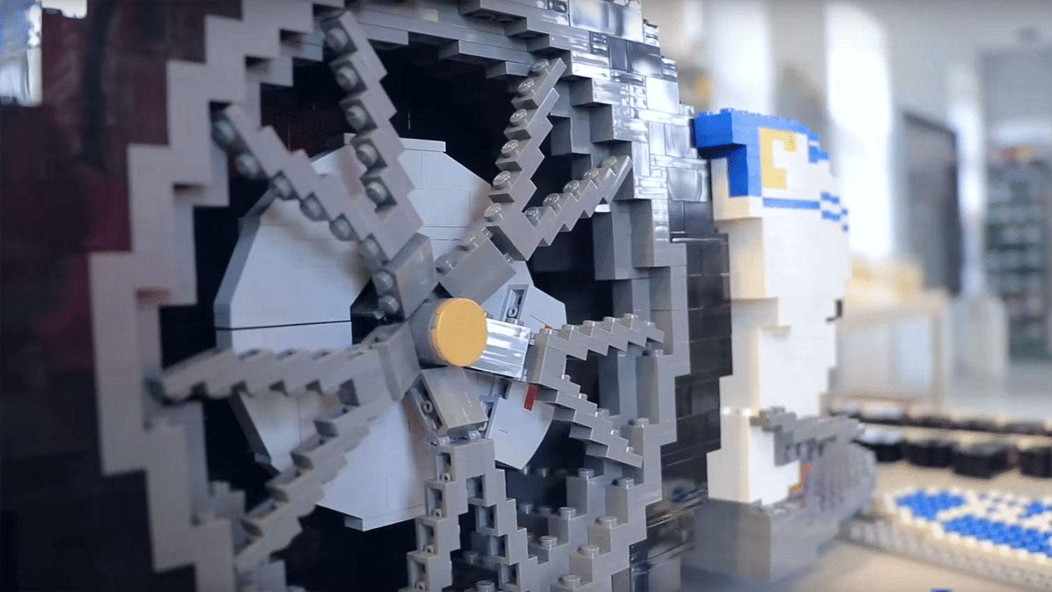 Lego ultrafan 2025