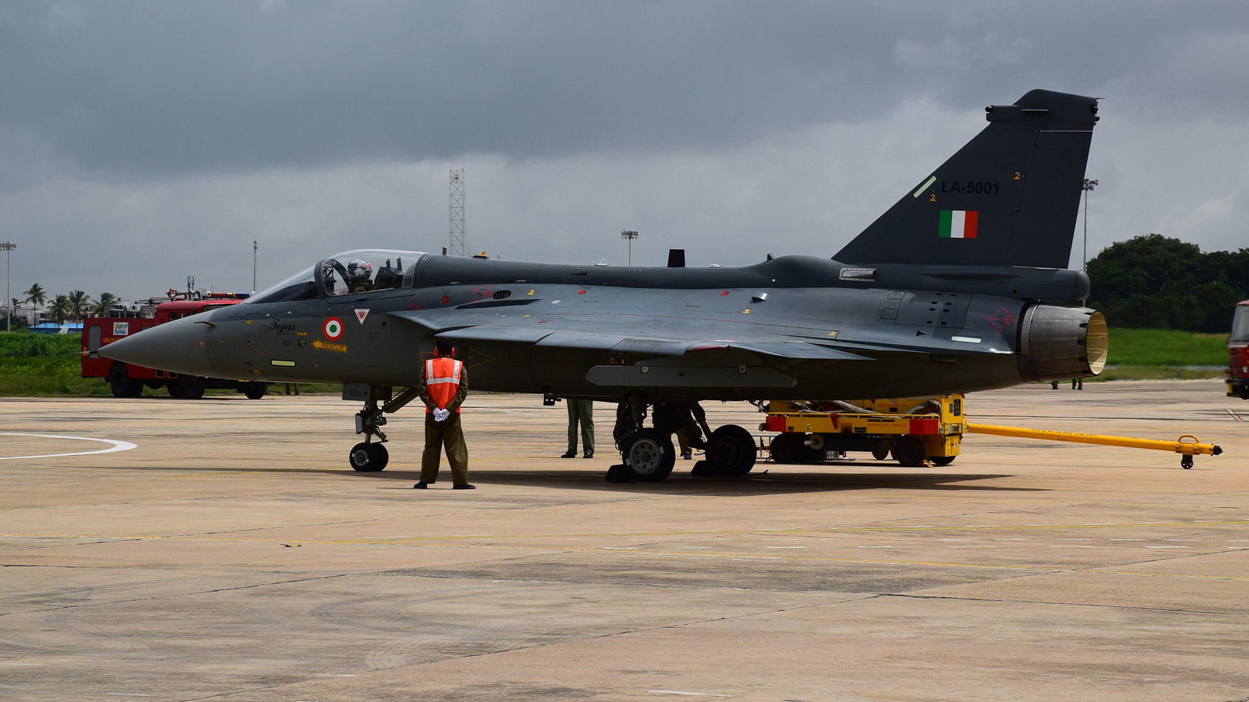 in-photos-when-india-s-tejas-took-first-flight