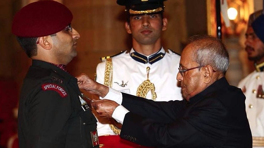Surgical Strike Heroes Honoured With Gallantry Awards By President