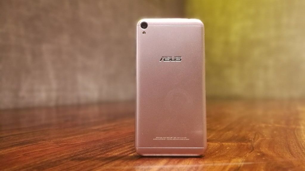 Asus ZenFone Live Review: One Trick Pony That Doesn't Add Value