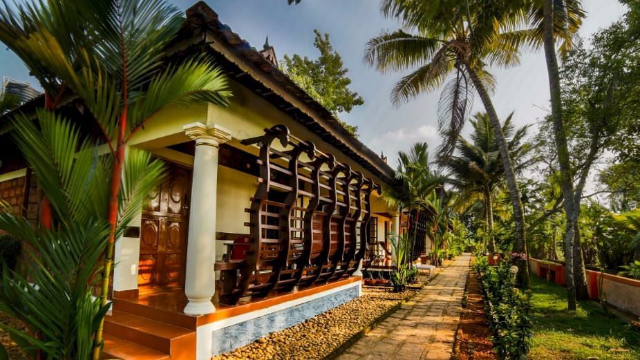 5 Ayurveda resorts in Kerala you may visit for health reasons. Budget ...