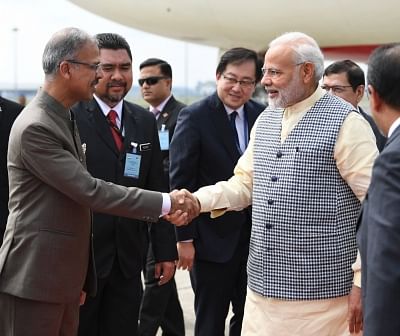 Modi holds 'productive' meeting with new Malaysian PM