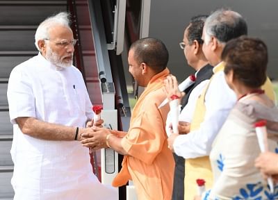 Modi visits Maghar, pays tributes to Kabir Das