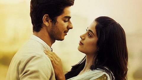 Bollywood Lauds Janhvi Kapoor Ishaan Khatter In