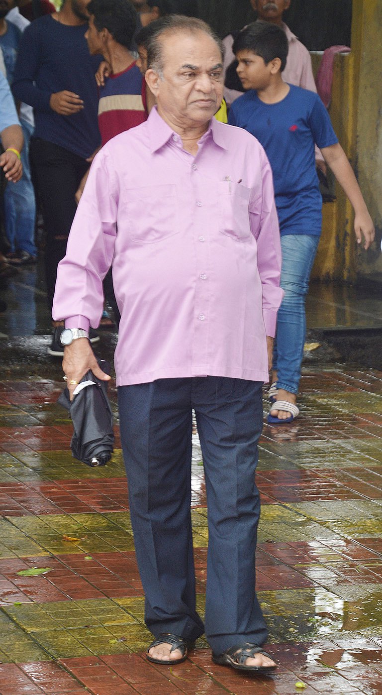In Pics: Kavi Kumar Azad Funeral Attended By Cast of Taarak Mehta ka Ooltah  Chashmah