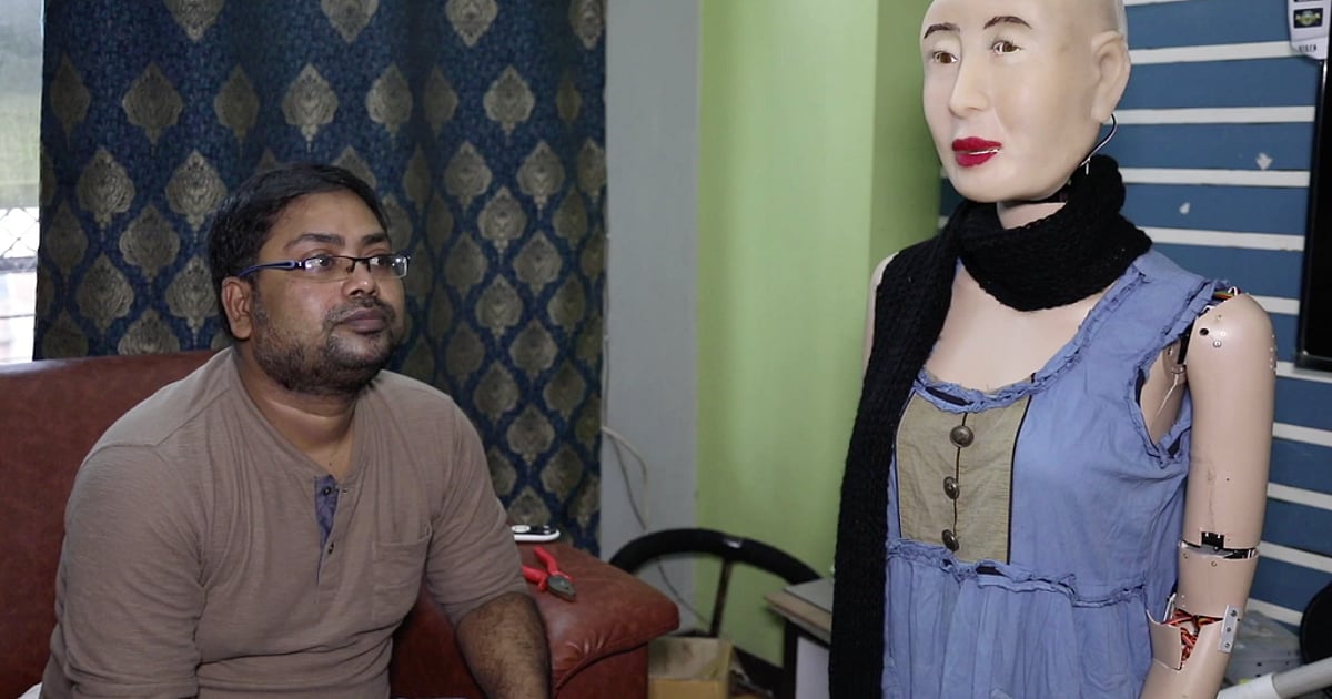 Humonoid Rashmi Meet Rashmi, the First Hindi-Speaking Humanoid Robot