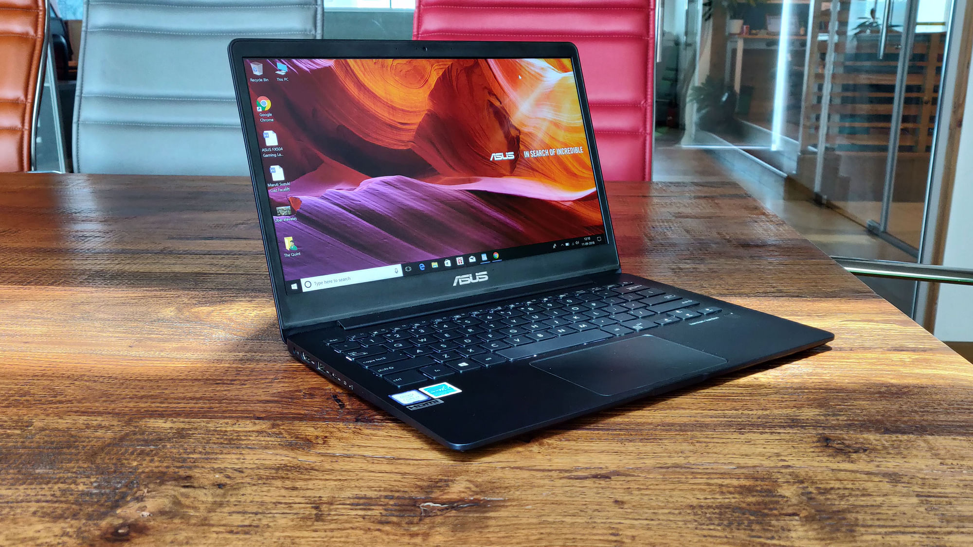 Asus Zenbook 13 Review: Light in Your Hand, But Not on Your Pocket