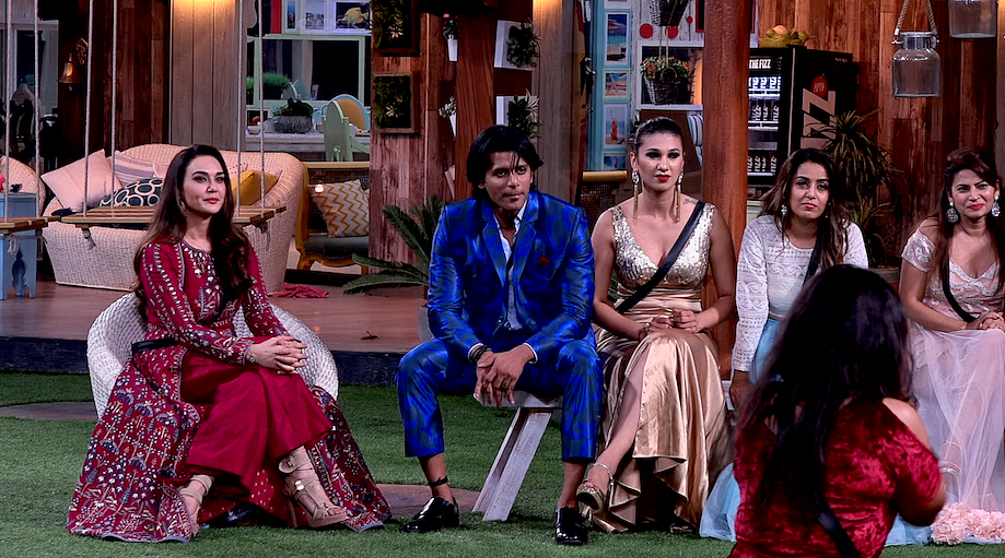 Bigg Boss Day 56 Highlights - Weekend Ka Vaar: Salman Khan Becomes Bigg