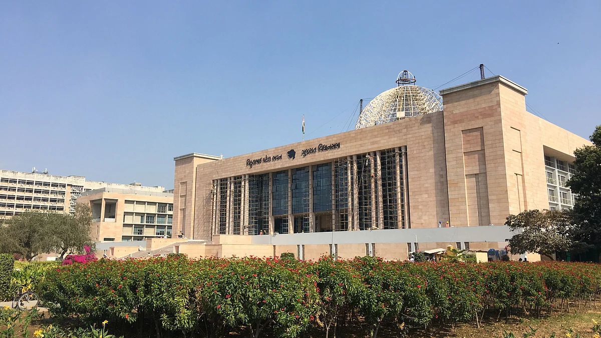 Top Stories From Ahmedabad Gujarat s Public Debt Breaches Rs 2 Lakh