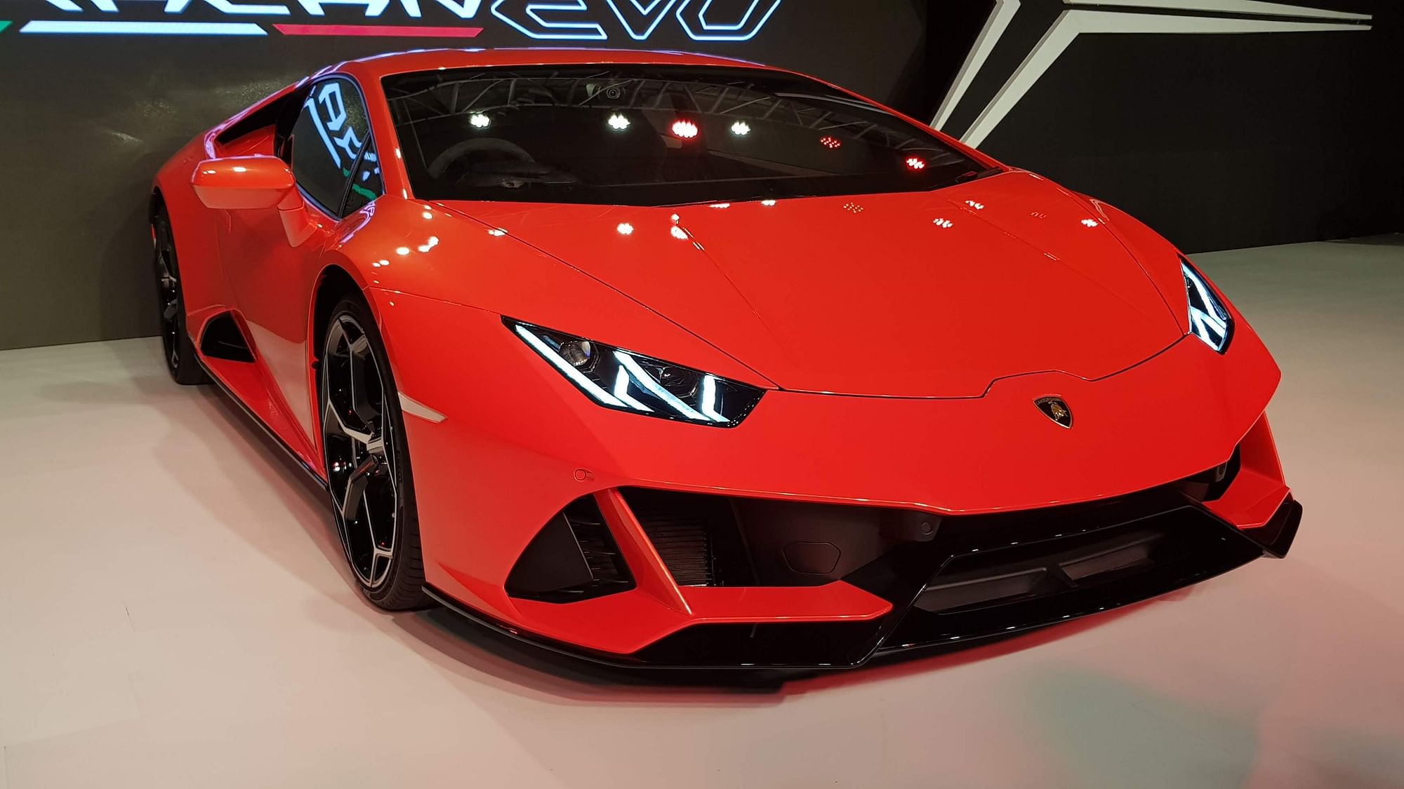 Huracan Evo Launched in India at Rs 3.73 Crore
