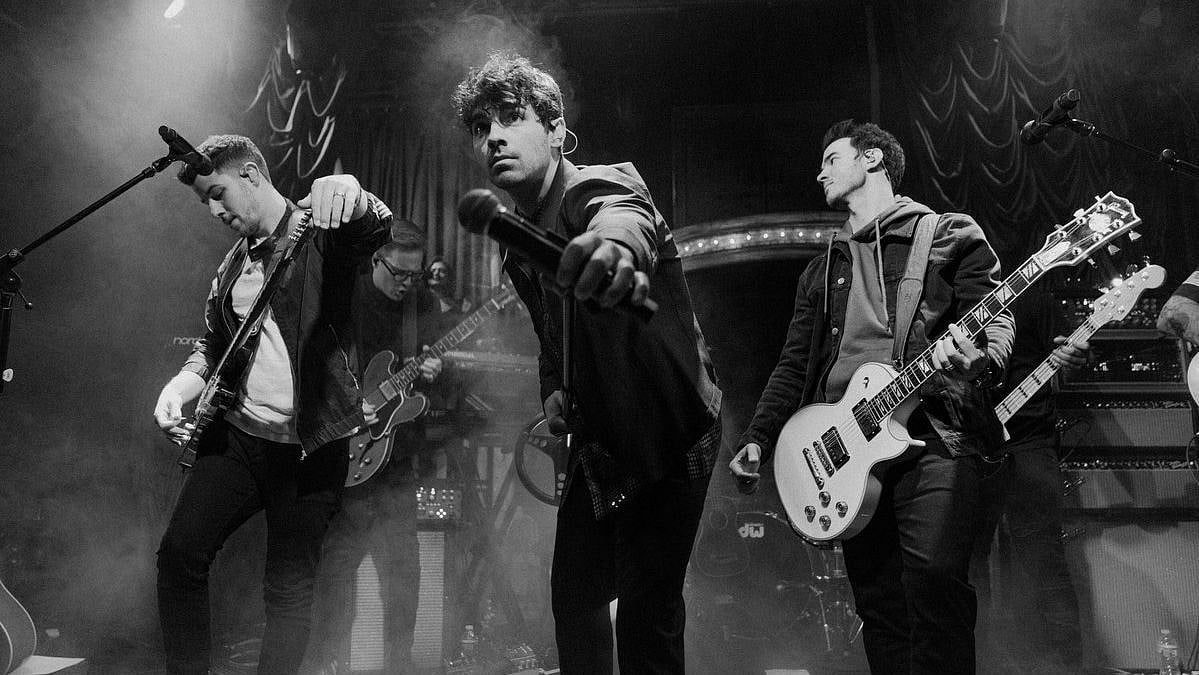 Review The Jonas Brothers Documentary on Amazon Prime ‘Chasing