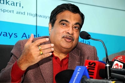 Gadkari inaugurates flyover at Delhi's Dhaula Kuan junction