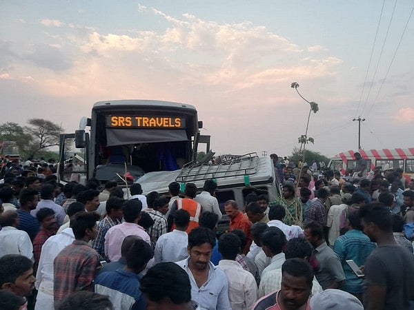 15 People Killed In A Road Accident In Andhra Pradesh Prime Minister 