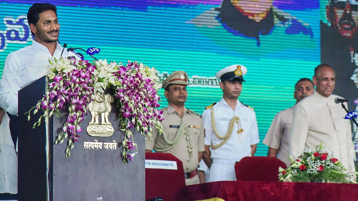 Modi, Rahul Congratulate Reddy on Becoming Andhra Pradesh’s Chief Minister