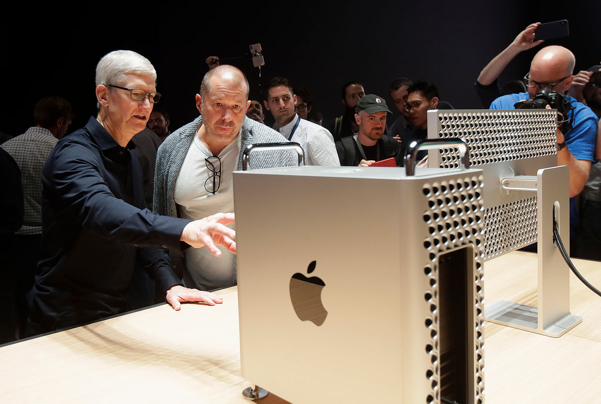 Apple’s Most Powerful Mac Pro Brings Back the Classic Cheese-Grater Design