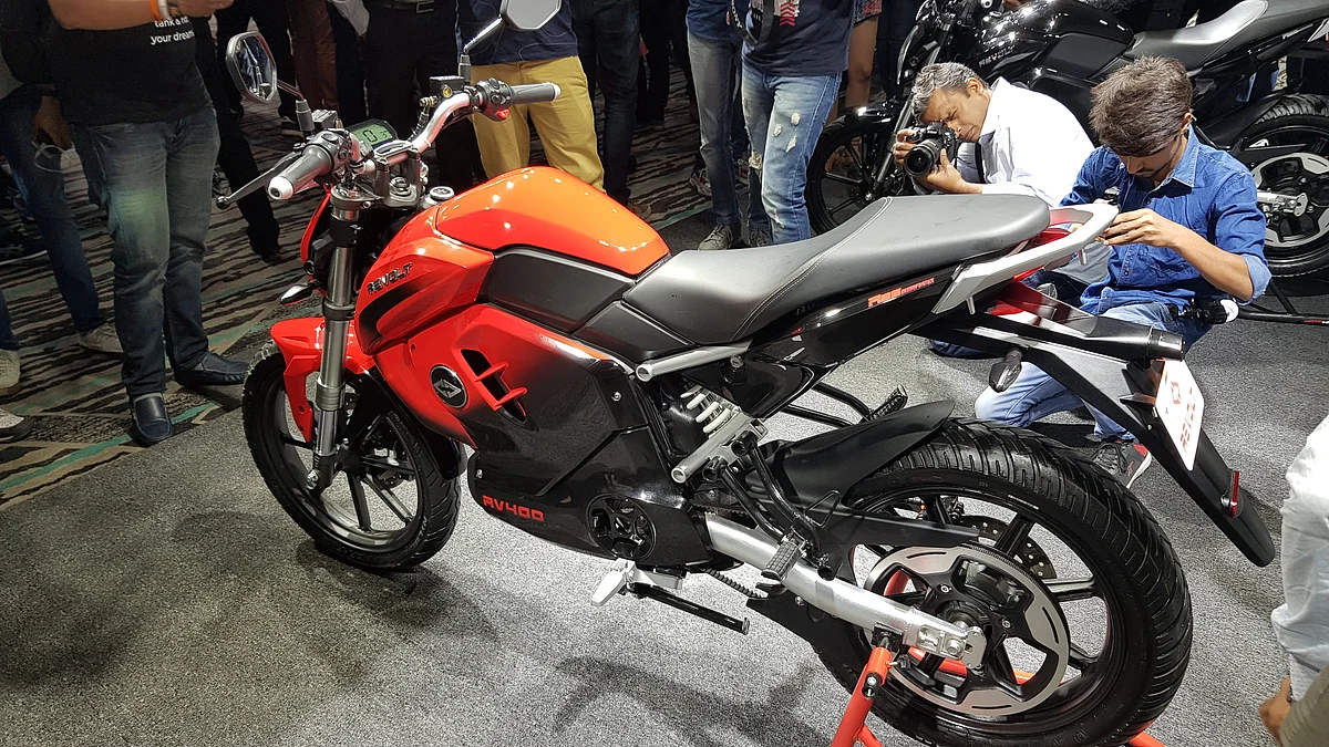 Revolt Electric Motorcycle Unveiled Launch and Price in July 2019