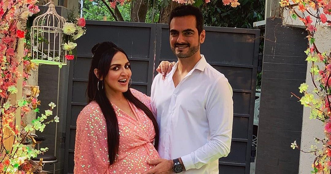 Esha Deol And Husband Bharat Takhtani Announced Their Baby Girl s Name esha-deol-and-husband-bharat-takhtani-announced-their-baby-girl-s-name
