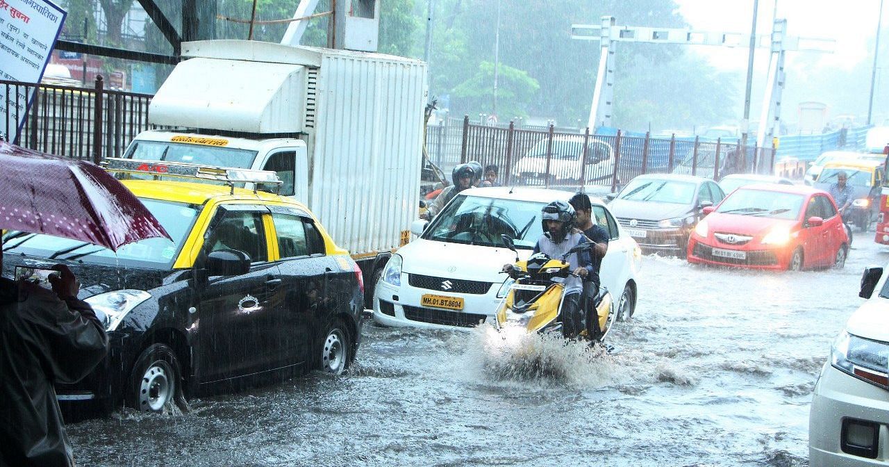 Mumbai Rains Live Updates Weather Forecast Today And Monsoon 2019 News Heavy Rainfall To 0475