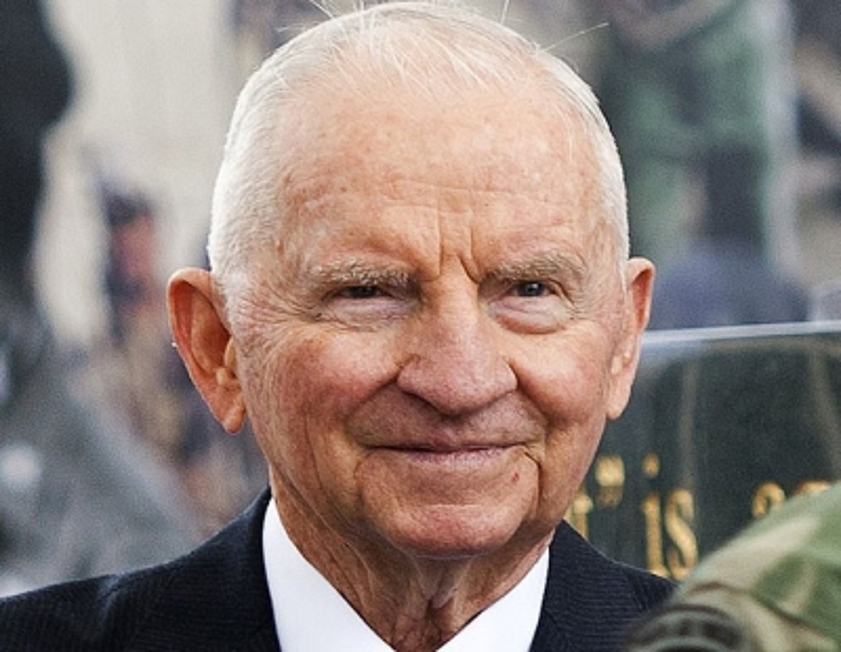 Maverick billionaire Ross Perot dies at 89