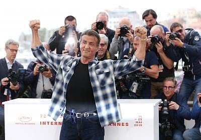 Sylvester Stallone reveals physique during shopping trip