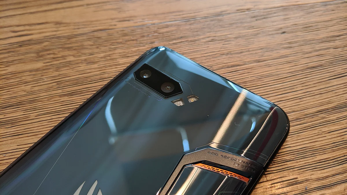 Asus ROG 2 Mobile Review: Flagship Hardware with a Mammoth Battery