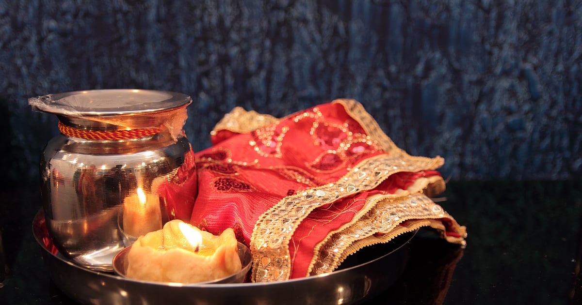 Karwa Chauth Gifts for Wife & Mother In Law, Best Karva Chauth 2019