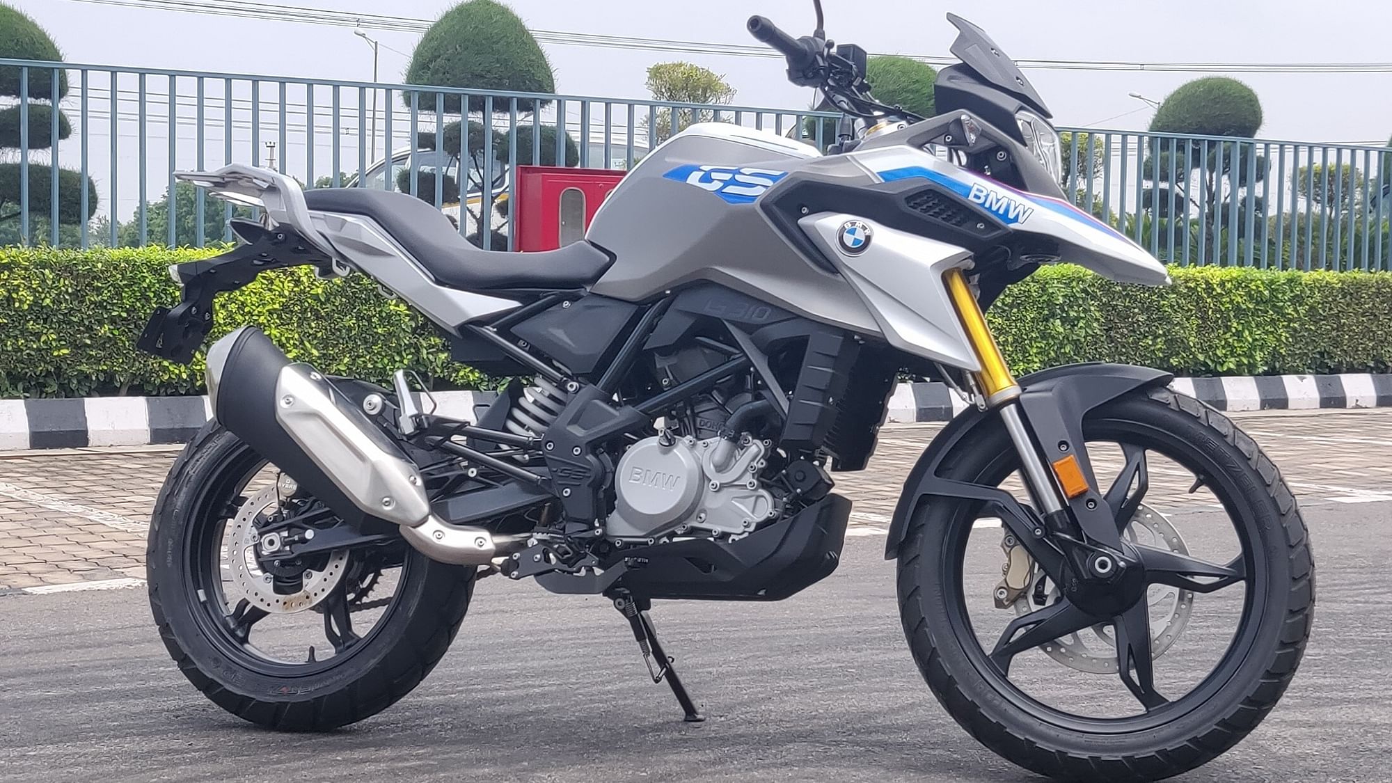 Bmw 310 store adventure bike price