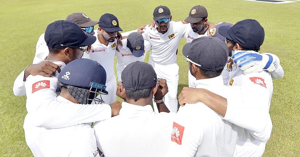 Sri Lankan Cricketers Donate for Medical Equipment to Combat COVID19