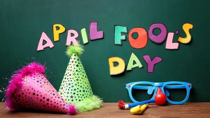 Happy April Fool Day 2021 Jokes, and Images in Hindi and English. April  Fool Day Funny Messages, SMS, Status for Facebook, Instagram and Whatsapp.