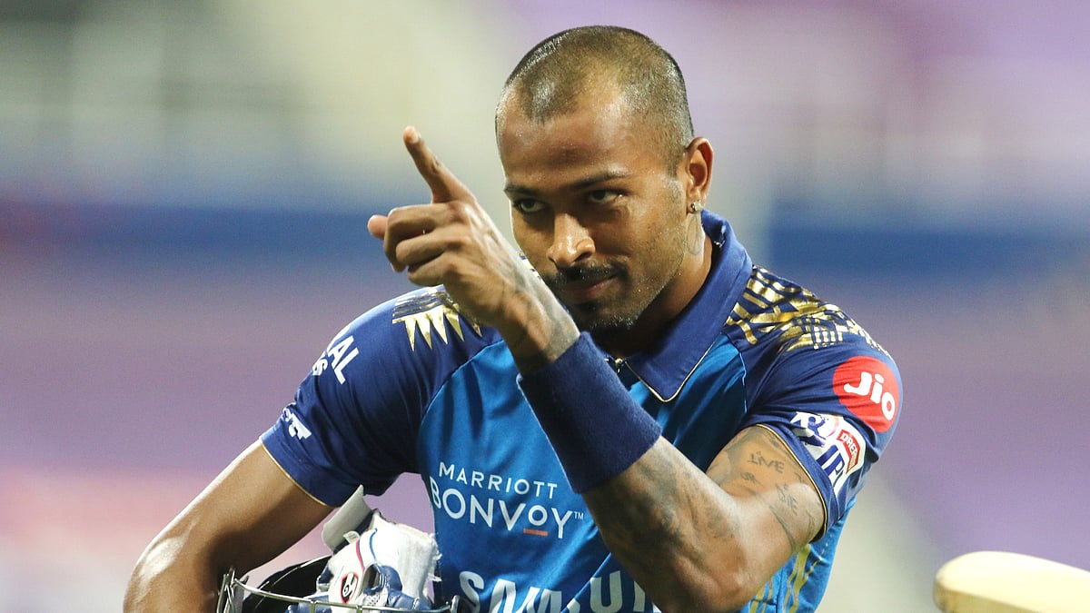 Hardik Pandya Smashes 60 off 21 as Mumbai Recover to Post 195/5