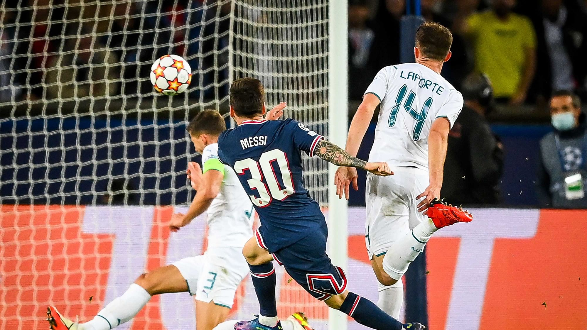 Watch: Lionel Messi Scores His First PSG Goal in Win Against Man City