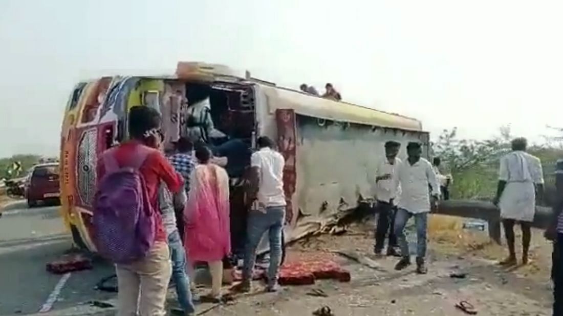 8 Killed, 25 Injured as Private Bus Overturns in Karnataka's Tumakuru ...