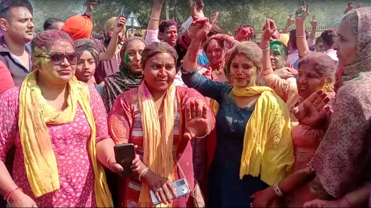 Election Commission Lifts Blanket Ban on Victory Processions