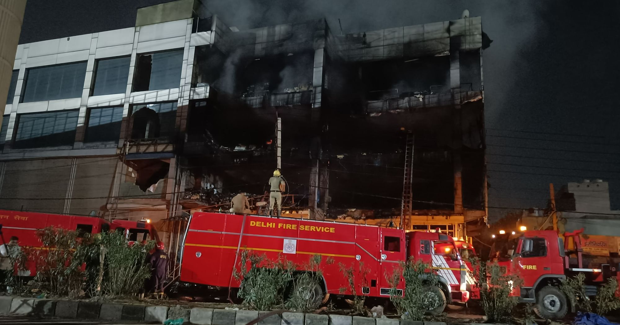 Mundka Fire Tragedy: 2 Arrested After 27 Deaths in Delhi, Kejriwal ...