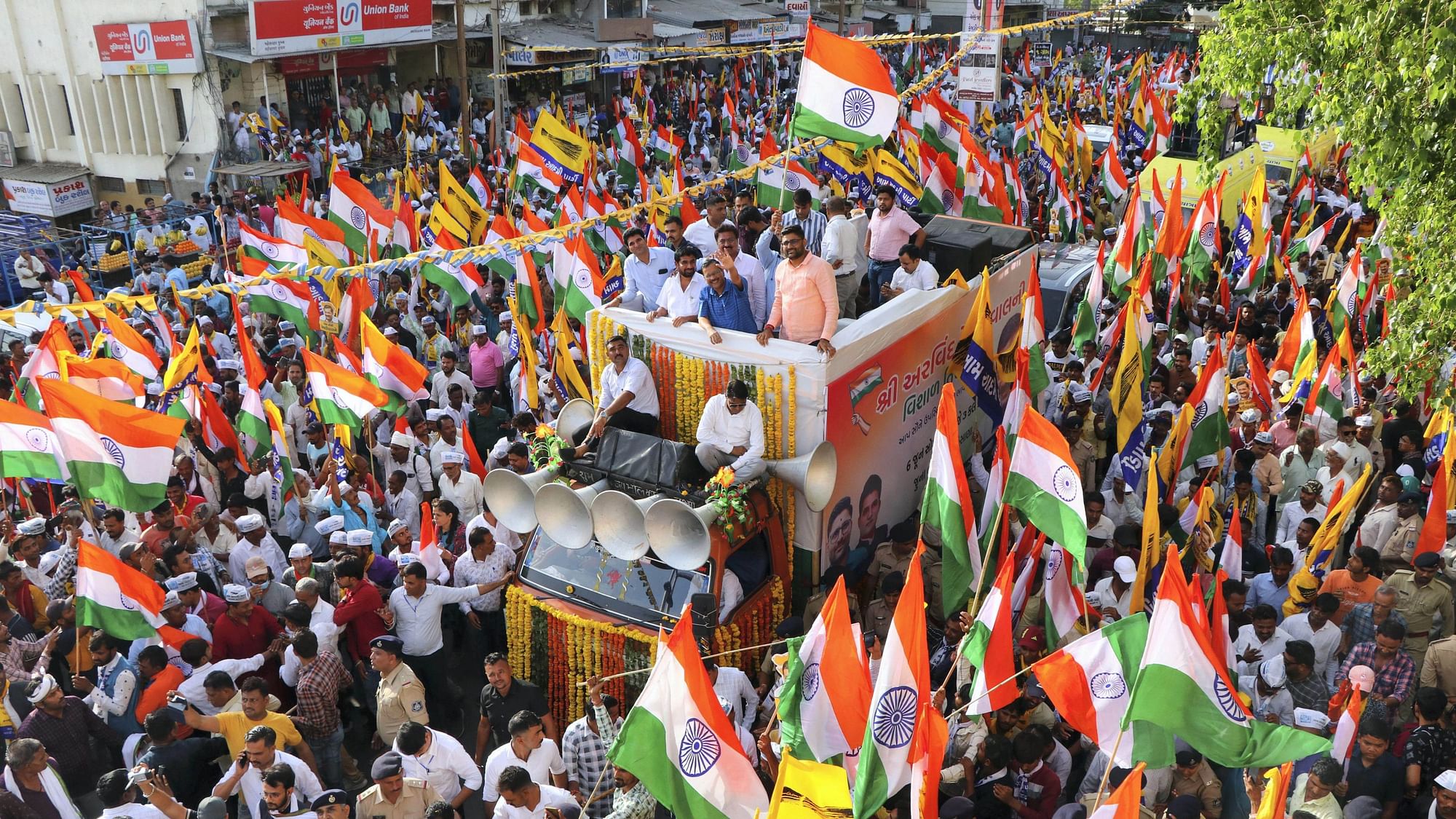 Gujarat Is Sick of BJP & Its Sister Congress: Kejriwal Holds Roadshow ...