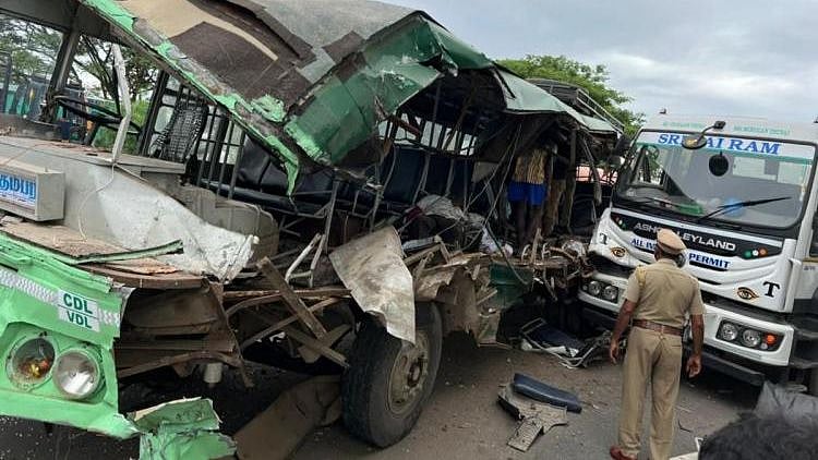 At Least Six Dead as State Bus Collides With Truck in Tamil Nadu’s ...