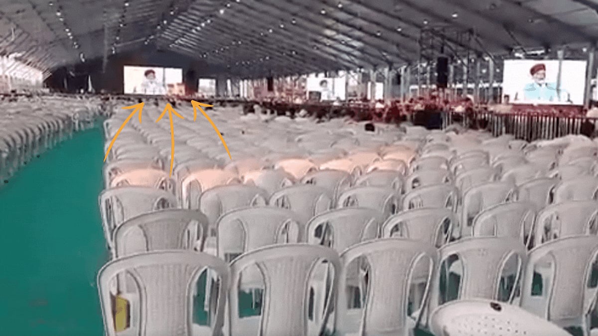 Factcheck Video of Empty Chair at PM Modi’s Event in Gujarat Shared