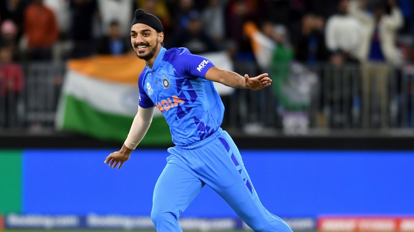 fans-have-right-to-express-love-and-anger-indian-pacer-arshdeep-singh