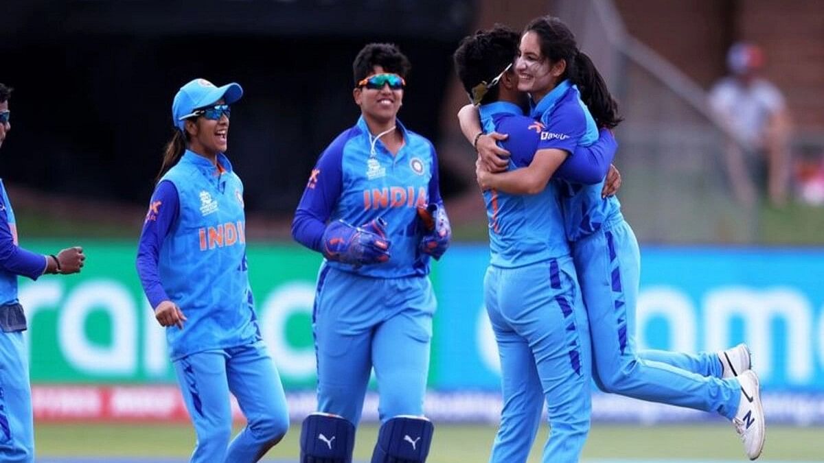 Women's cricket sale live streaming today